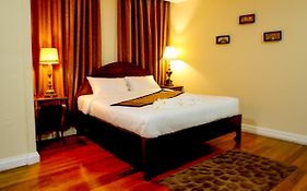 Le Luxe Boutique Hotel